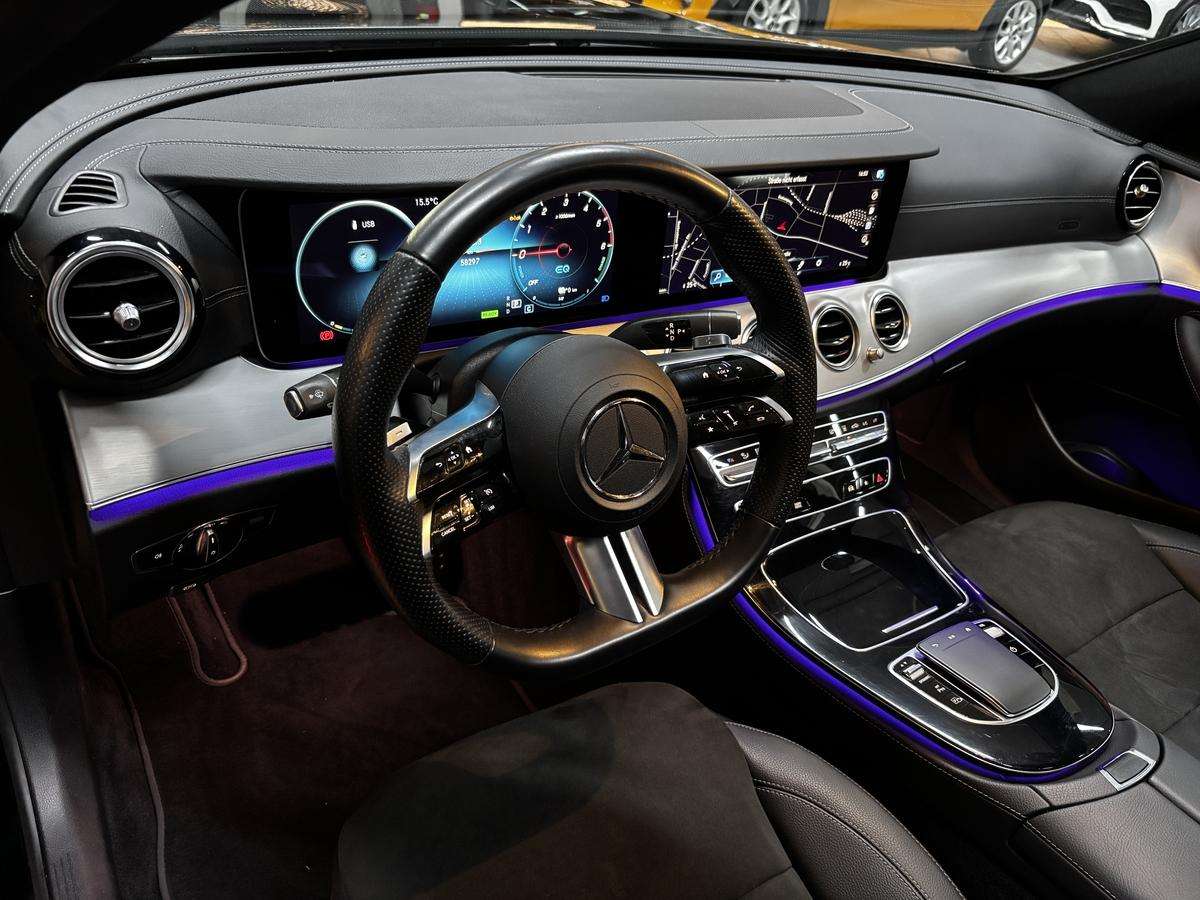 Fahrzeugbild eines Mercedes-Benz E-Klasse