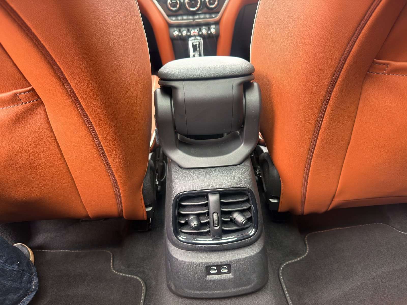 Fahrzeugbild eines MINI COOPER