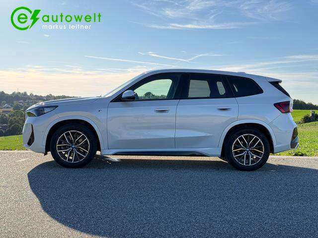 Fahrzeugbild eines BMW iX1