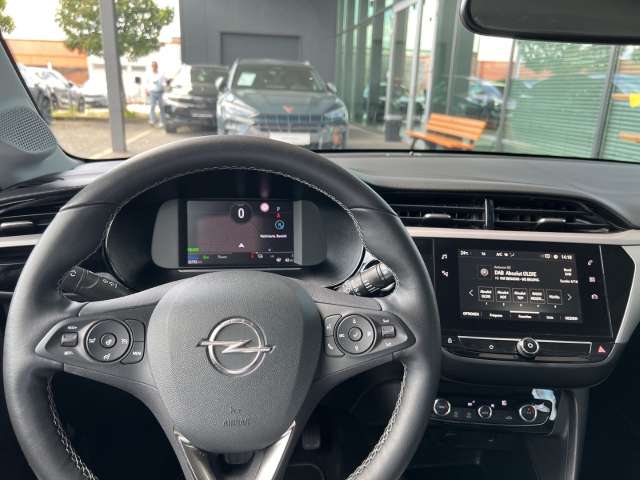 Fahrzeugbild eines Opel Corsa