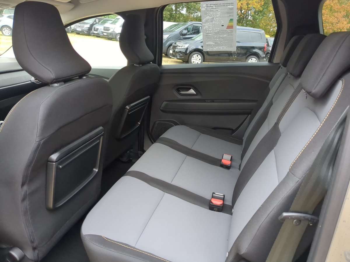 Fahrzeugbild eines Dacia Jogger