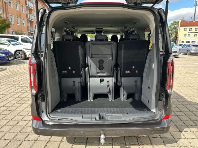 Fahrzeugbild eines Ford Tourneo Custom