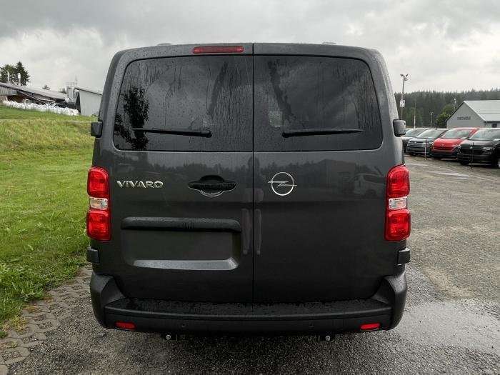 Fahrzeugbild eines Opel Vivaro