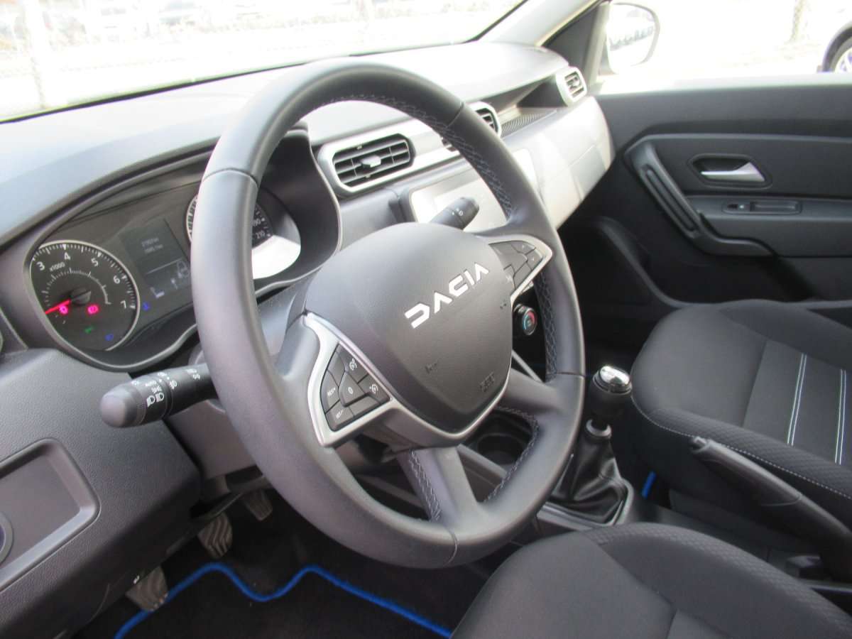 Fahrzeugbild eines Dacia Duster