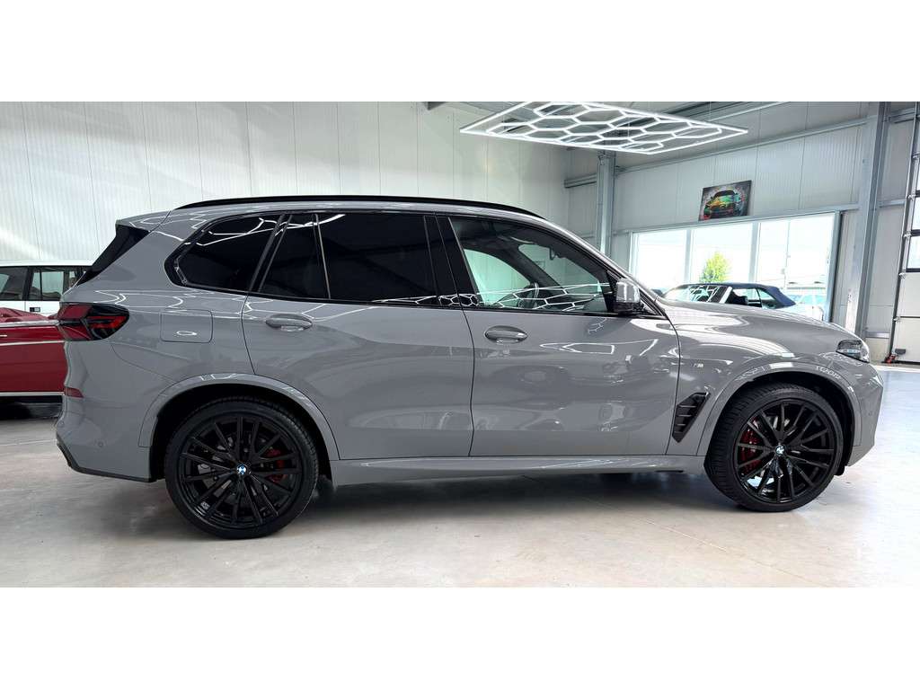 Fahrzeugbild eines BMW X5