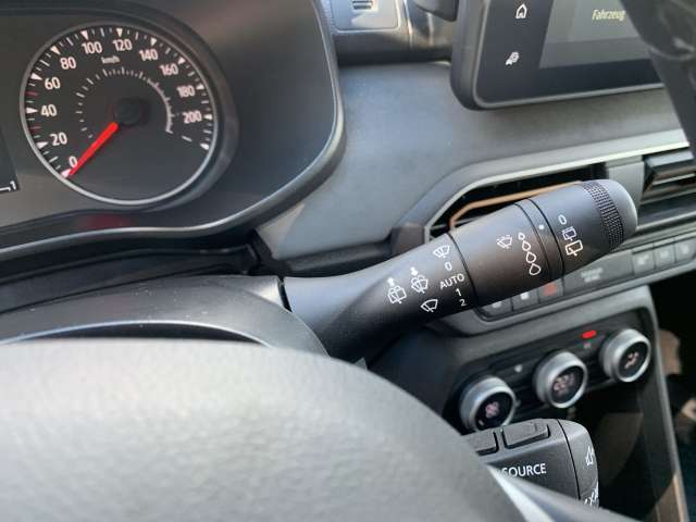 Fahrzeugbild eines Dacia Jogger