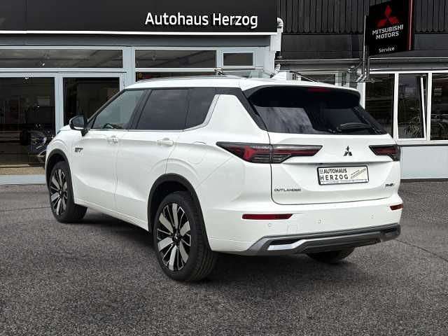 Fahrzeugbild eines Mitsubishi Outlander