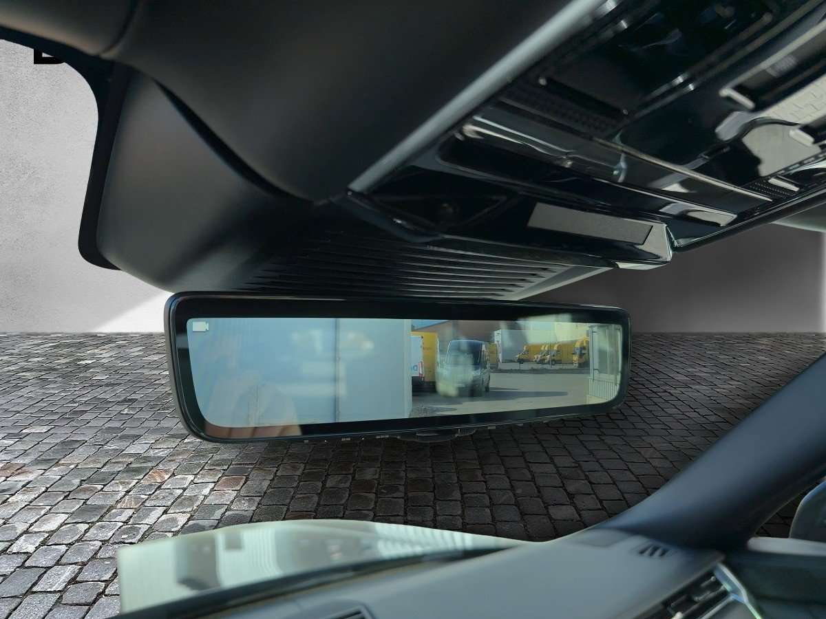 Fahrzeugbild eines Land Rover Range Rover