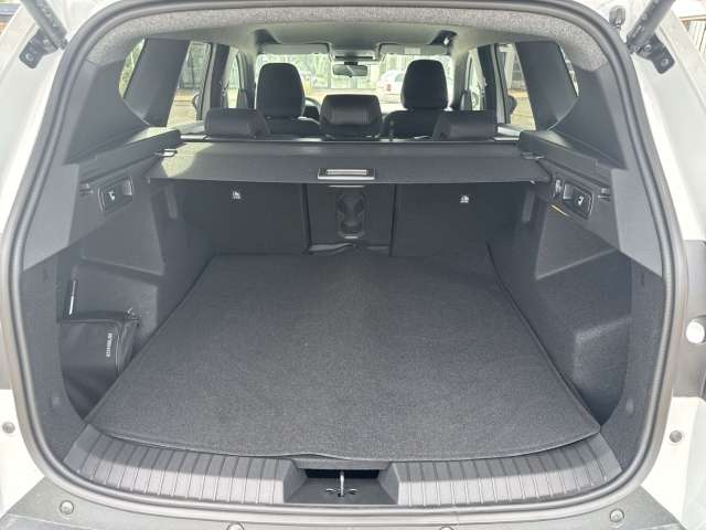Fahrzeugbild eines Dacia Bigster