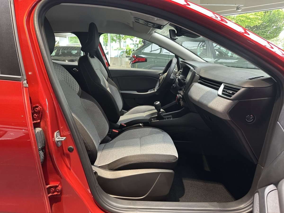 Fahrzeugbild eines Renault Clio