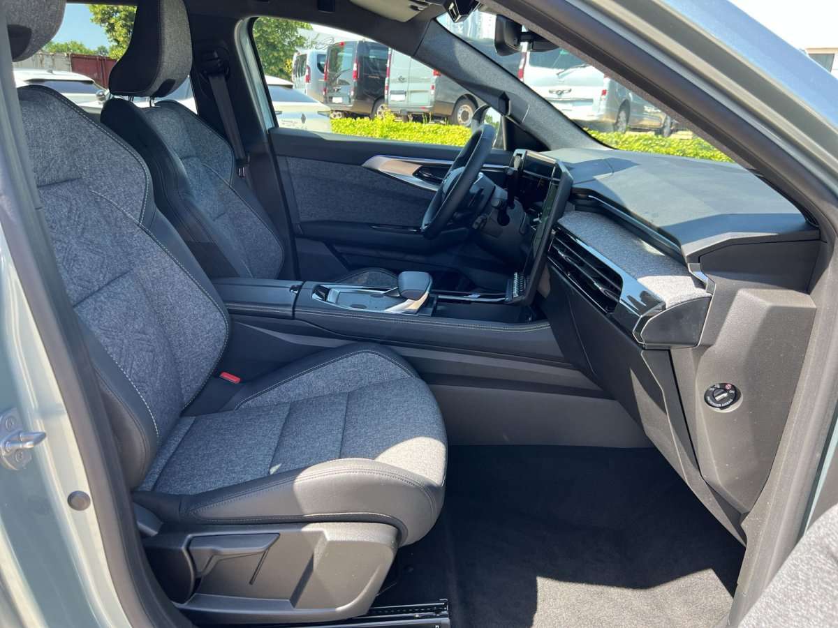 Fahrzeugbild eines Renault Espace