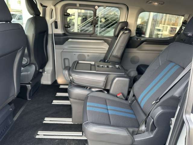 Fahrzeugbild eines Ford Tourneo Custom