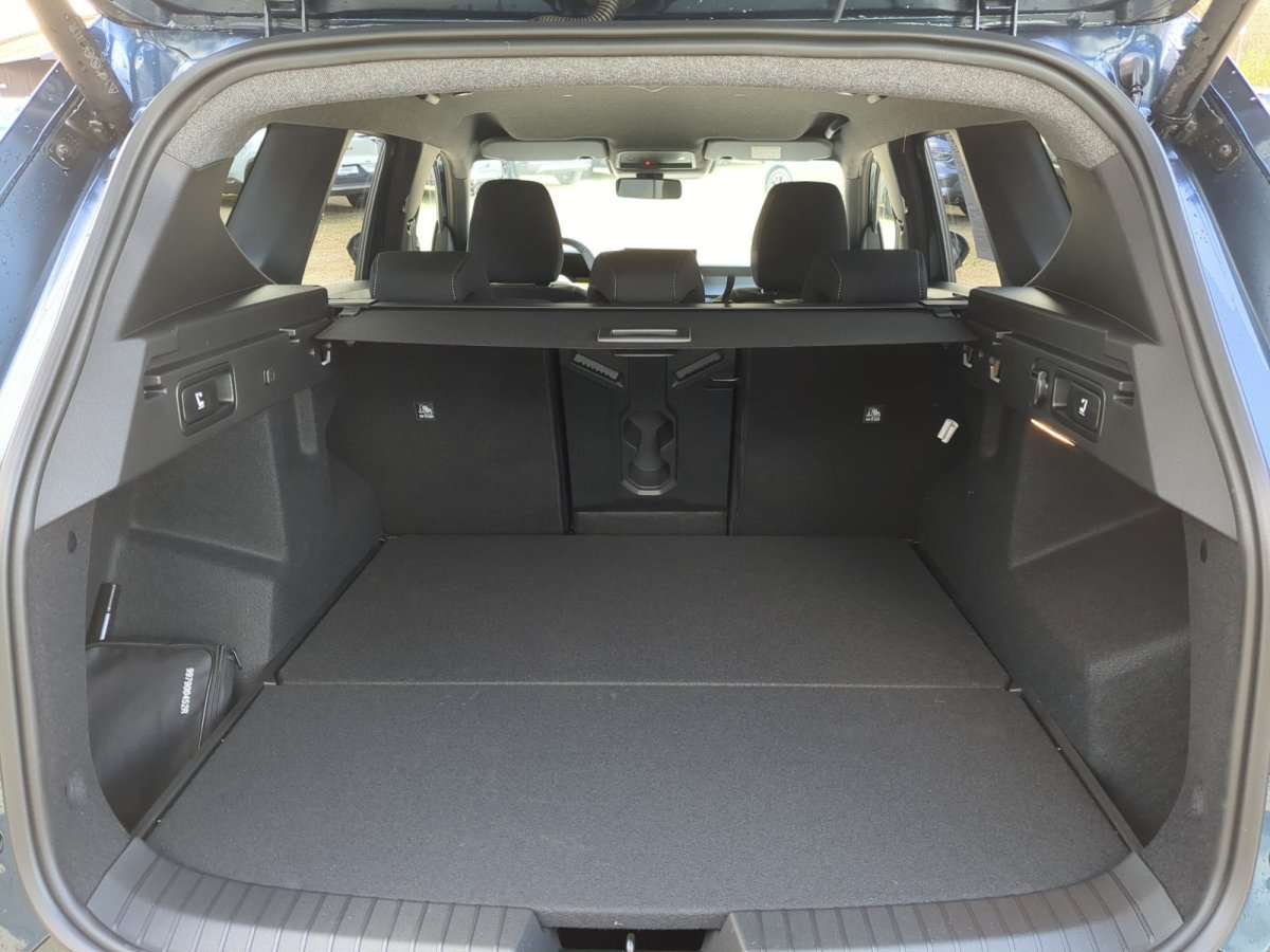 Fahrzeugbild eines Dacia Bigster