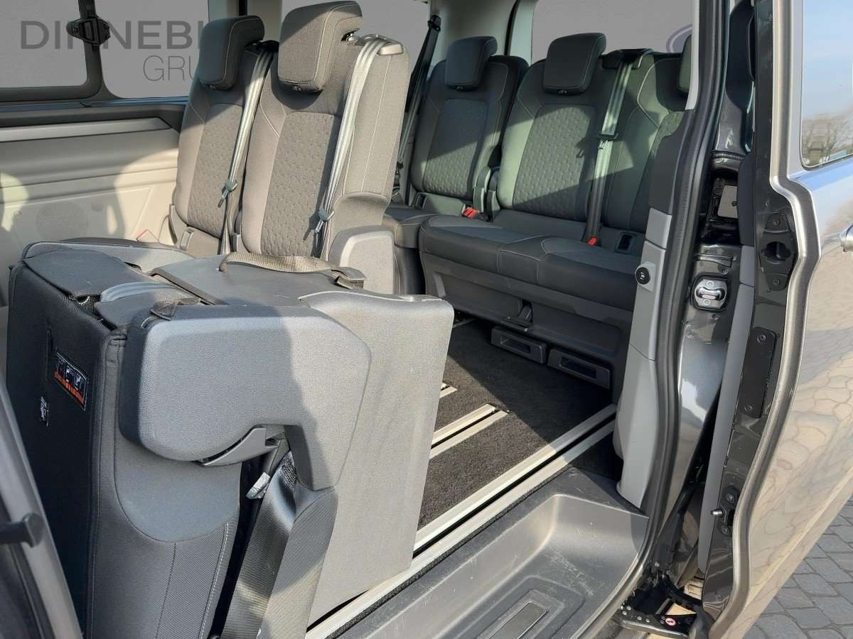 Fahrzeugbild eines Ford Tourneo Custom