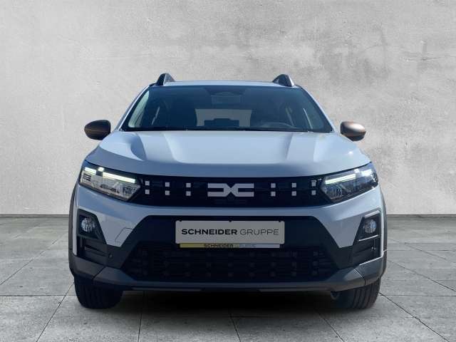 Fahrzeugbild eines Dacia Sandero