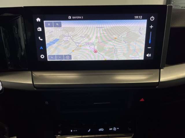 Fahrzeugbild eines Opel Frontera