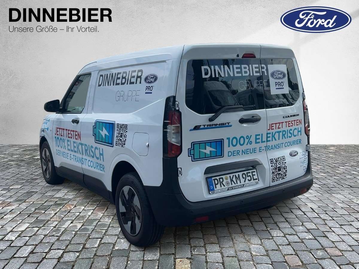 Fahrzeugbild eines Ford Transit Courier