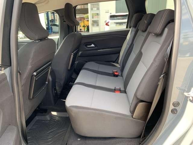 Fahrzeugbild eines Dacia Jogger
