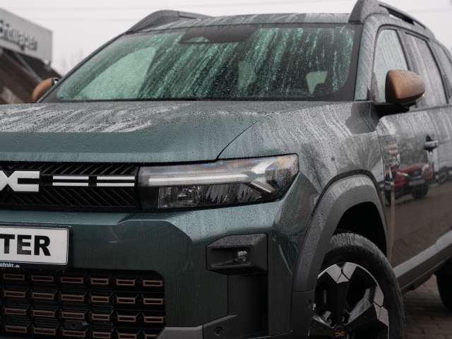Fahrzeugbild eines Dacia Bigster
