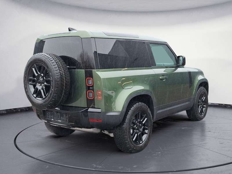 Fahrzeugbild eines Land Rover Defender