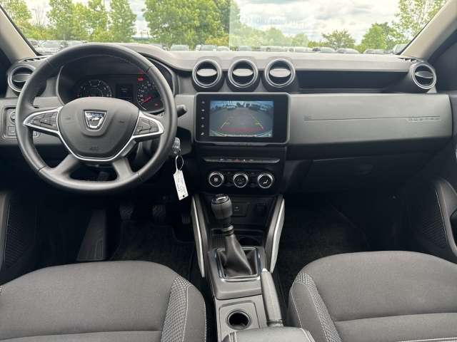 Fahrzeugbild eines Dacia Duster
