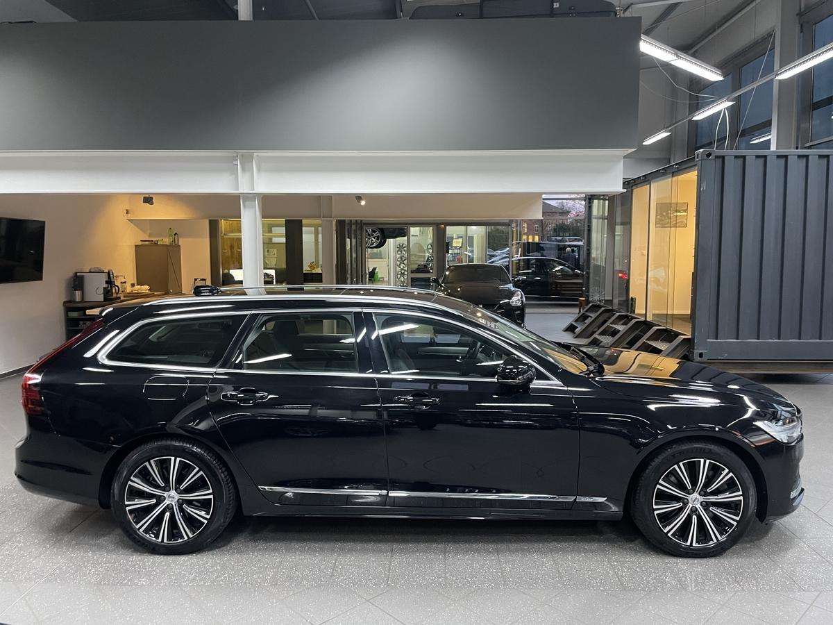 Fahrzeugbild eines Volvo V90
