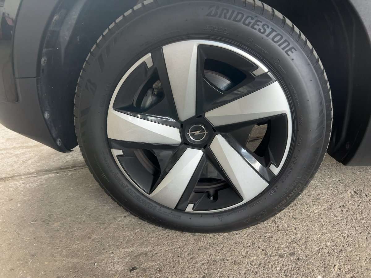 Fahrzeugbild eines Opel Crossland X
