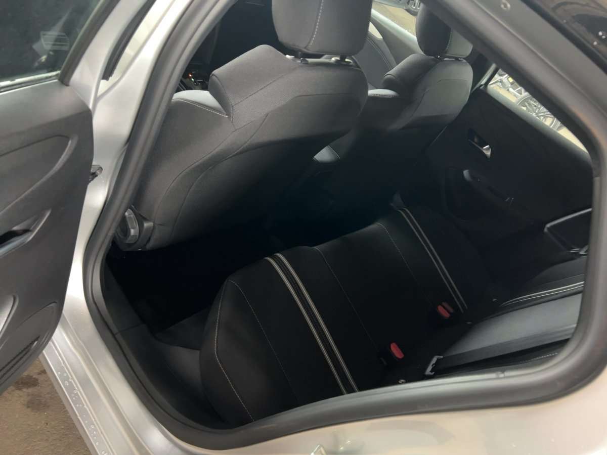 Fahrzeugbild eines Opel Corsa