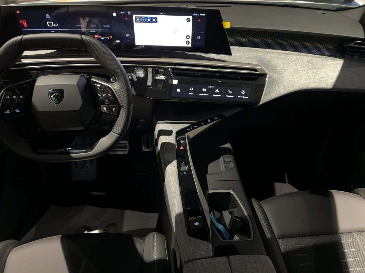 Fahrzeugbild eines Peugeot 5008