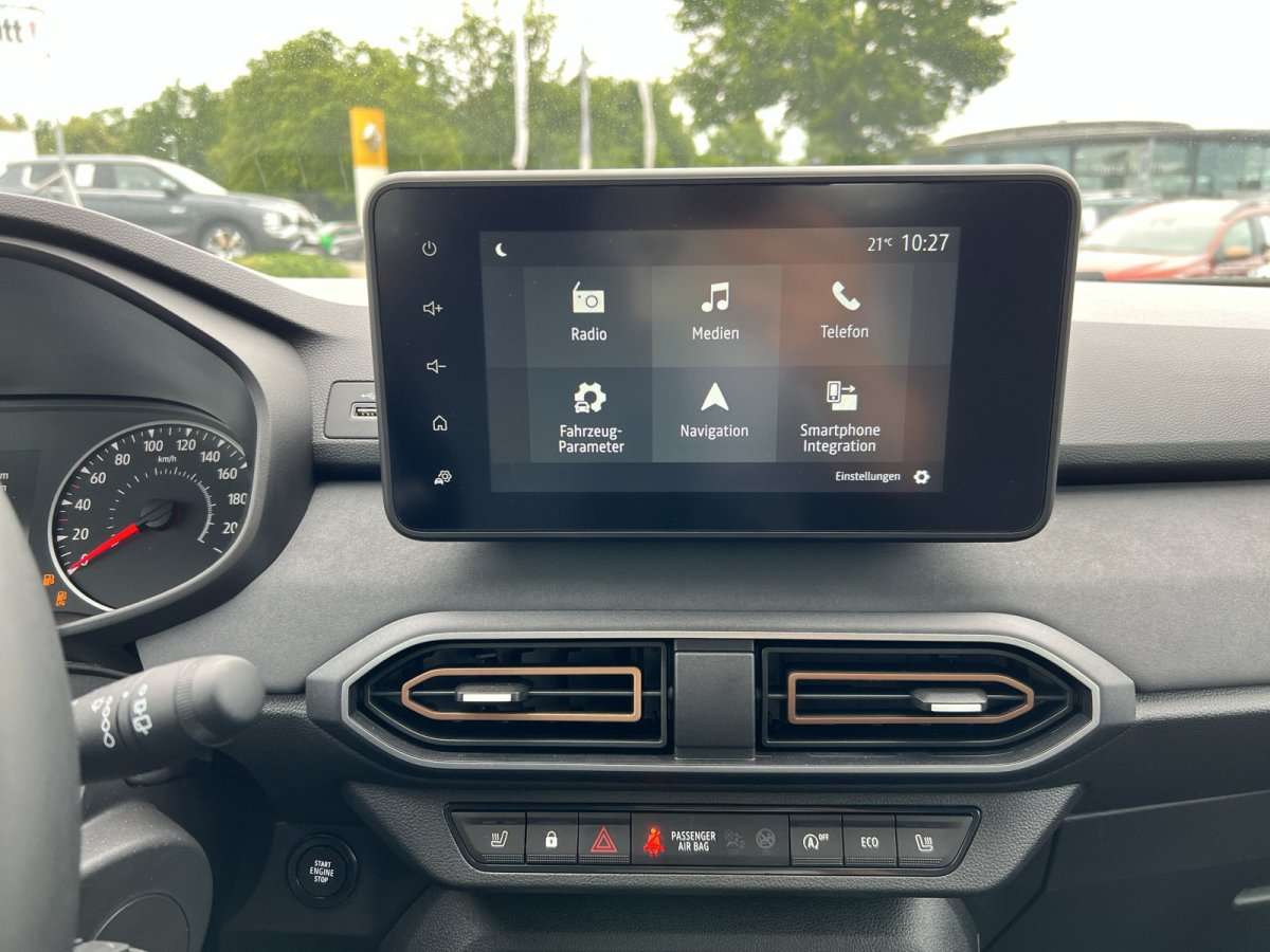 Fahrzeugbild eines Dacia Sandero