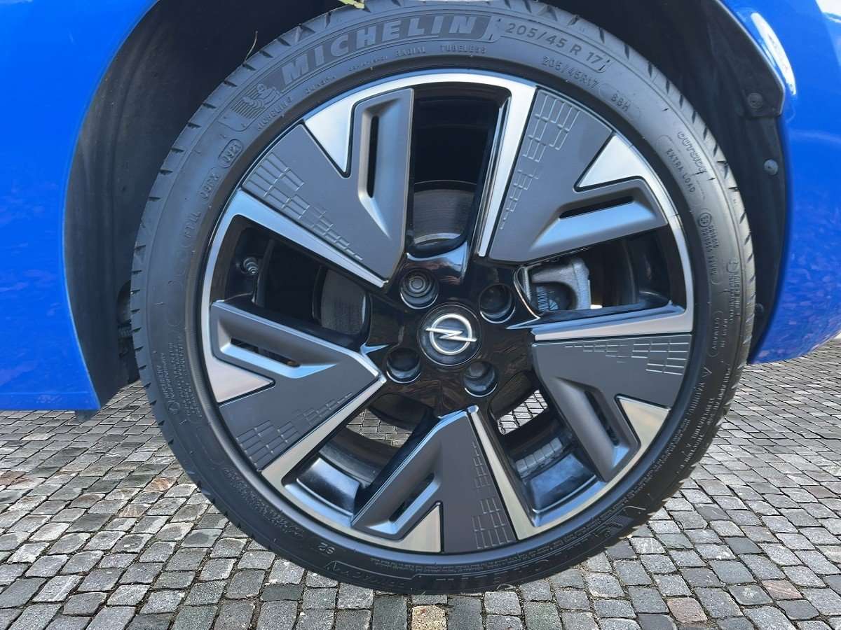 Fahrzeugbild eines Opel Corsa
