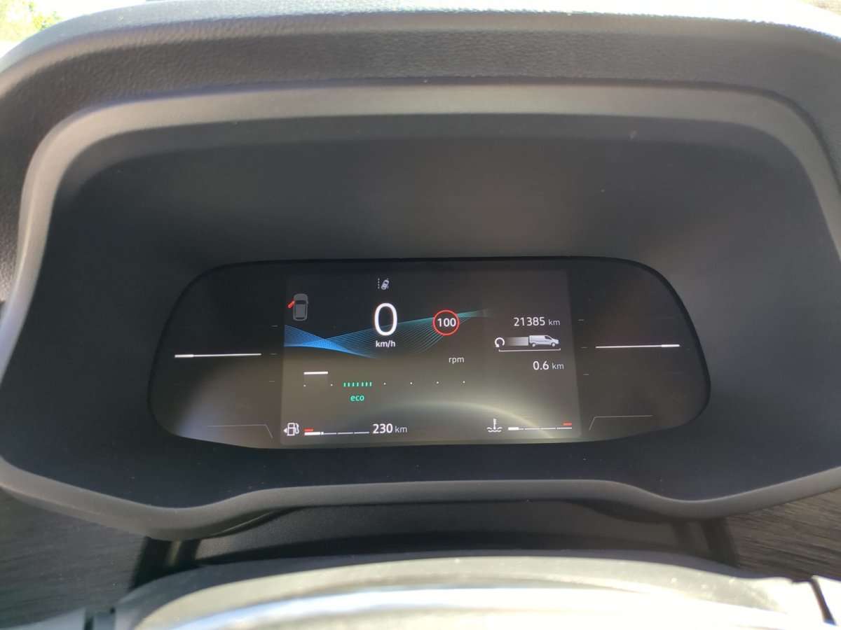 Fahrzeugbild eines Nissan Primastar