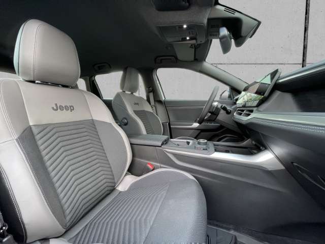 Fahrzeugbild eines Jeep Compass