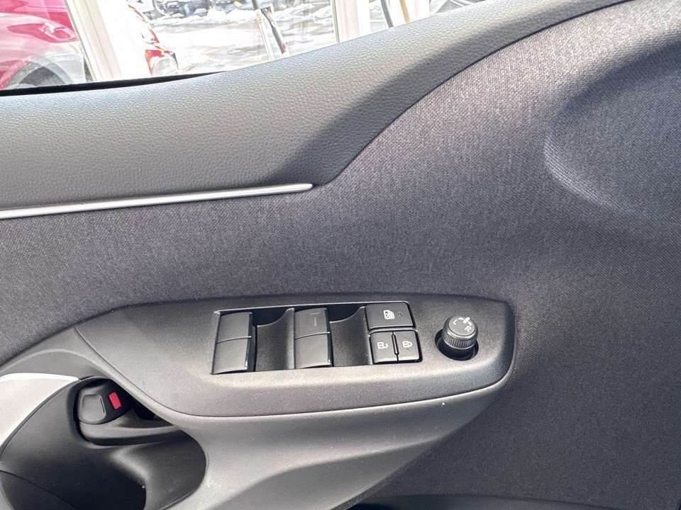 Fahrzeugbild eines Mazda Mazda2 Hybrid