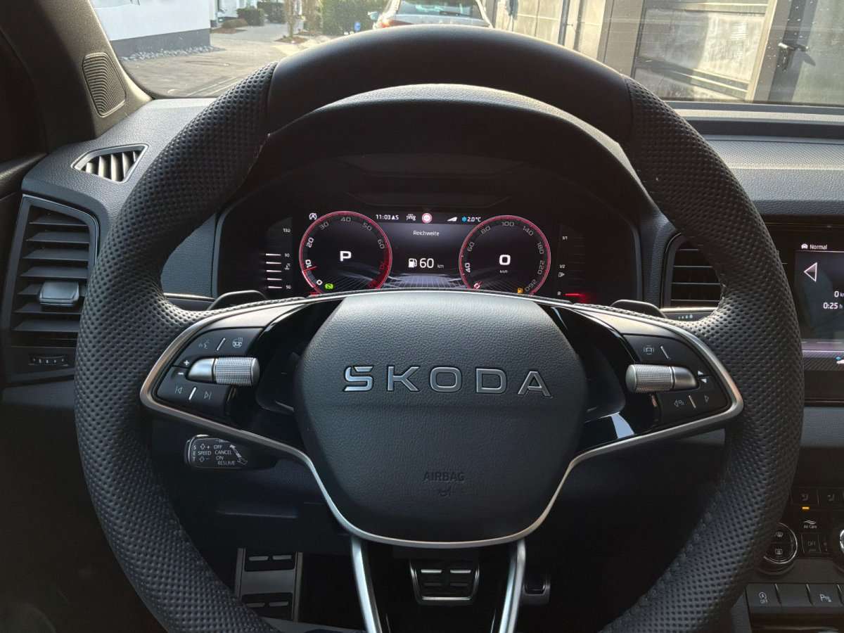 Fahrzeugbild eines Skoda ELROQ