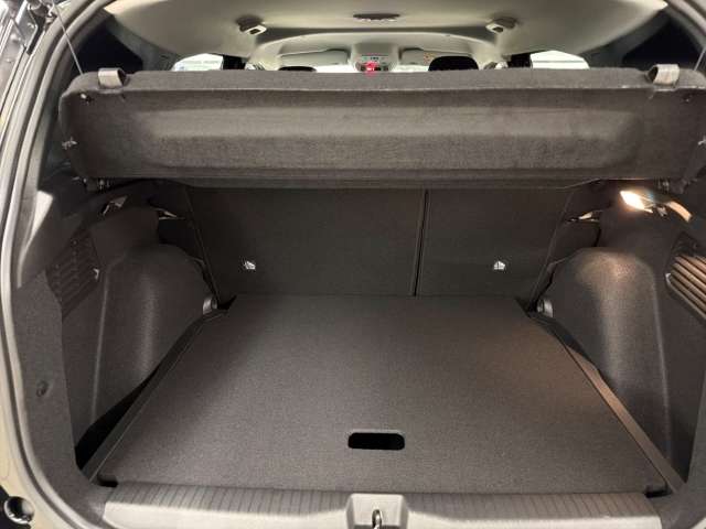 Fahrzeugbild eines Opel Frontera