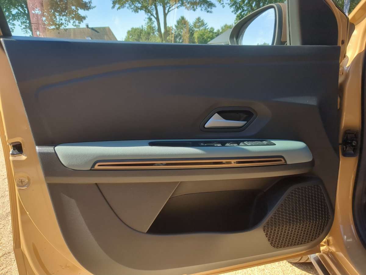 Fahrzeugbild eines Dacia Sandero