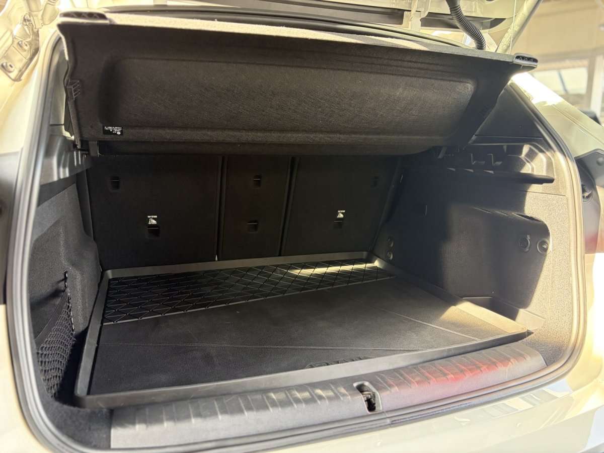 Fahrzeugbild eines BMW iX1