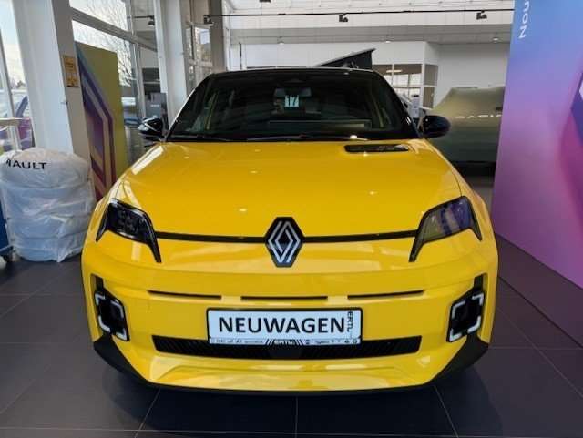 Fahrzeugbild eines Renault 5 E-TECH