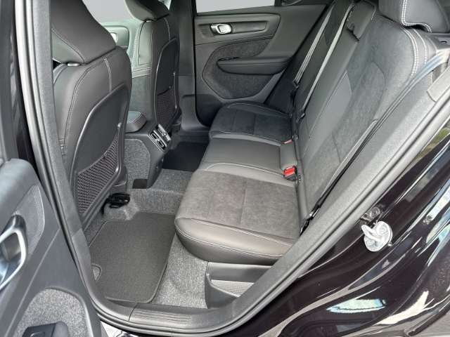 Fahrzeugbild eines Volvo XC40