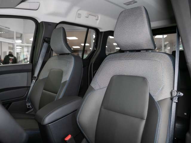 Fahrzeugbild eines Nissan Townstar