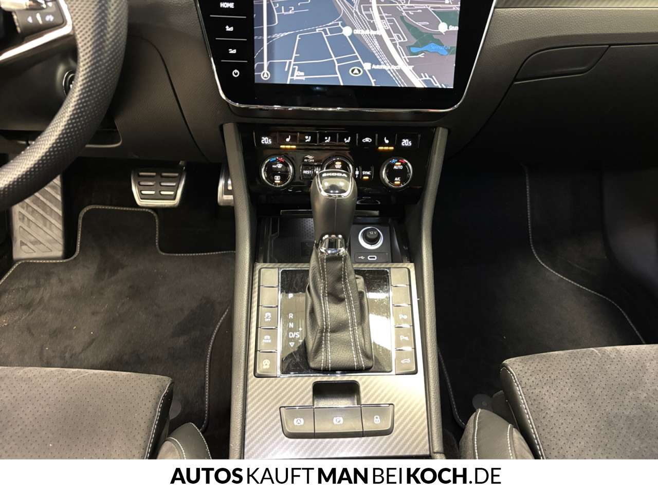 Fahrzeugbild eines Skoda Superb