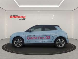 Schräge Frontansicht auf einen GWM Ora 03 , freigestellt
