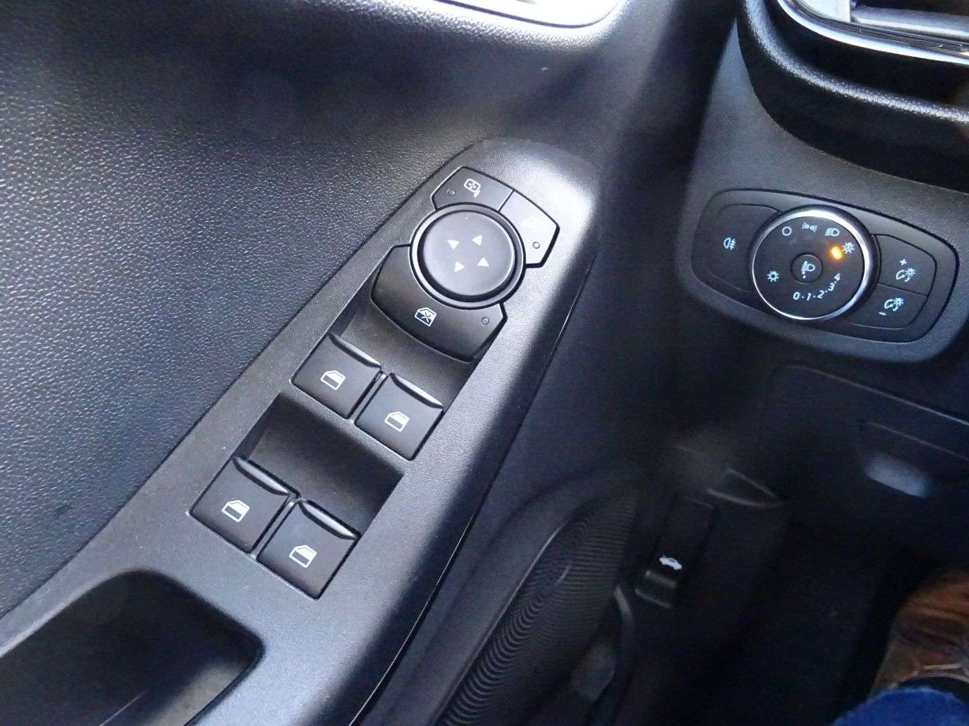 Fahrzeugbild eines Ford Fiesta