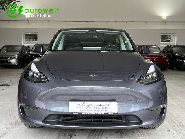 Fahrzeugbild eines TESLA Model Y