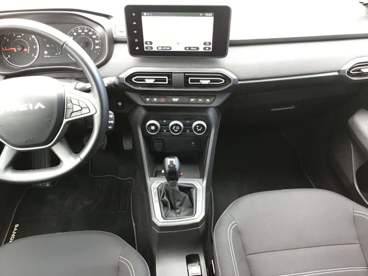 Fahrzeugbild eines Dacia Sandero