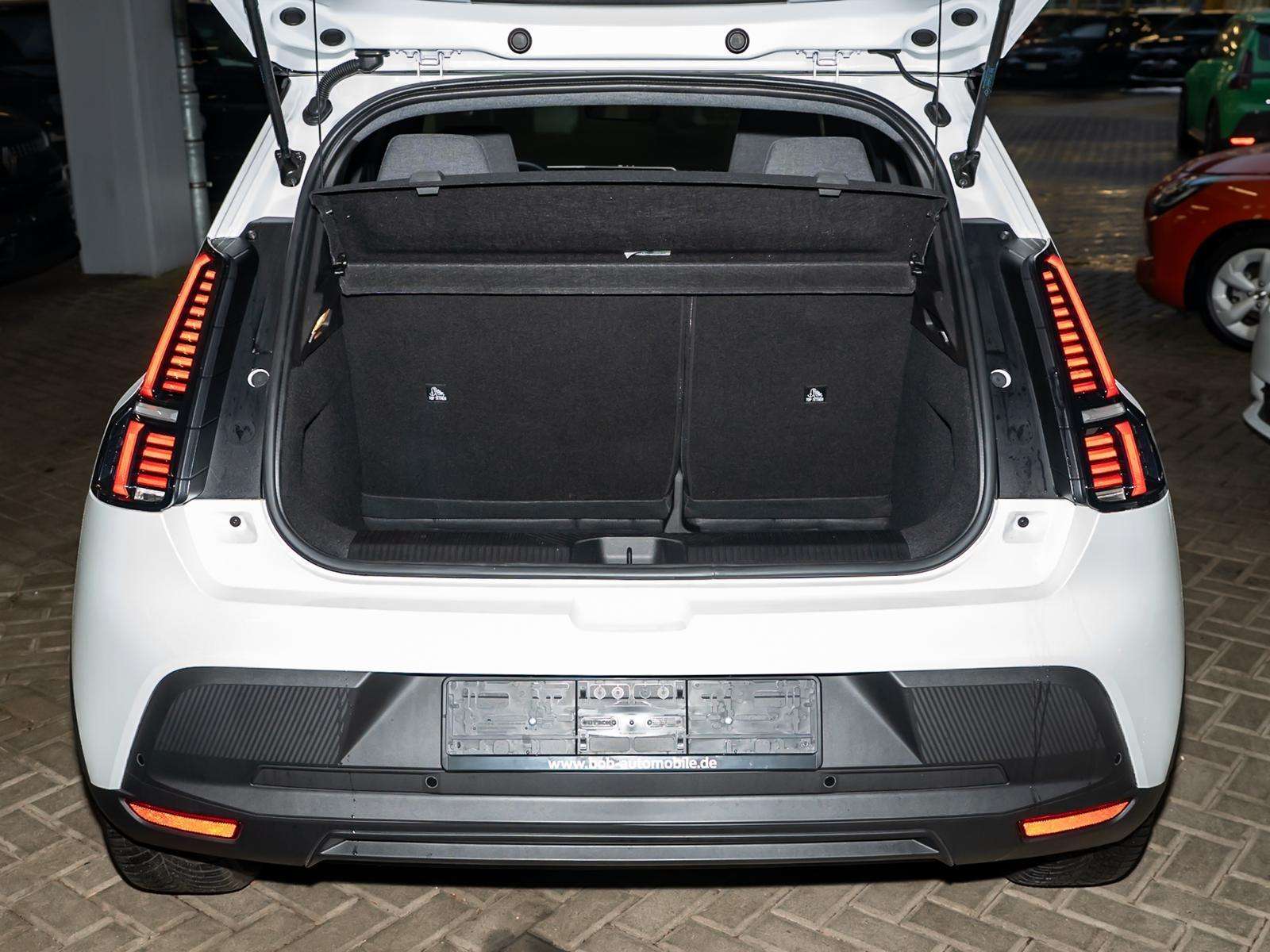 Fahrzeugbild eines Renault 5 E-TECH