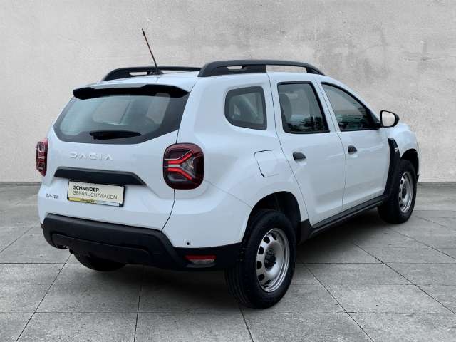 Fahrzeugbild eines Dacia Duster