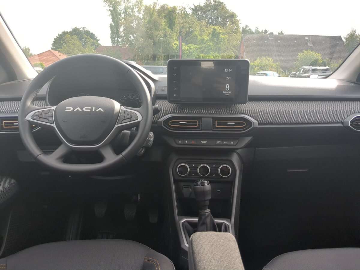 Fahrzeugbild eines Dacia Sandero