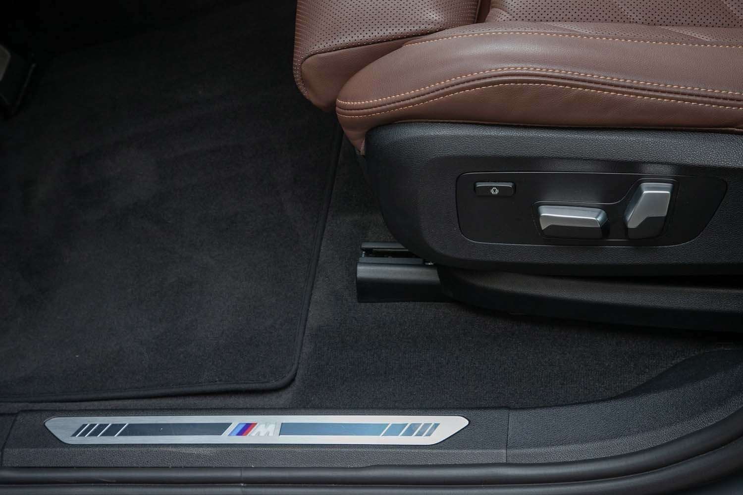 Fahrzeugbild eines BMW X6